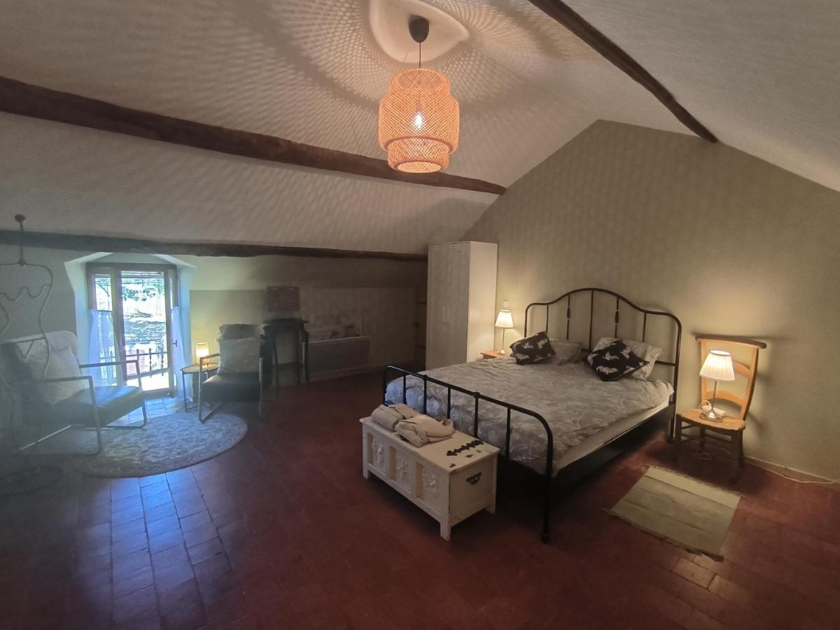 Chambres D'Hotes Montjouan Larochemillay 外观 照片